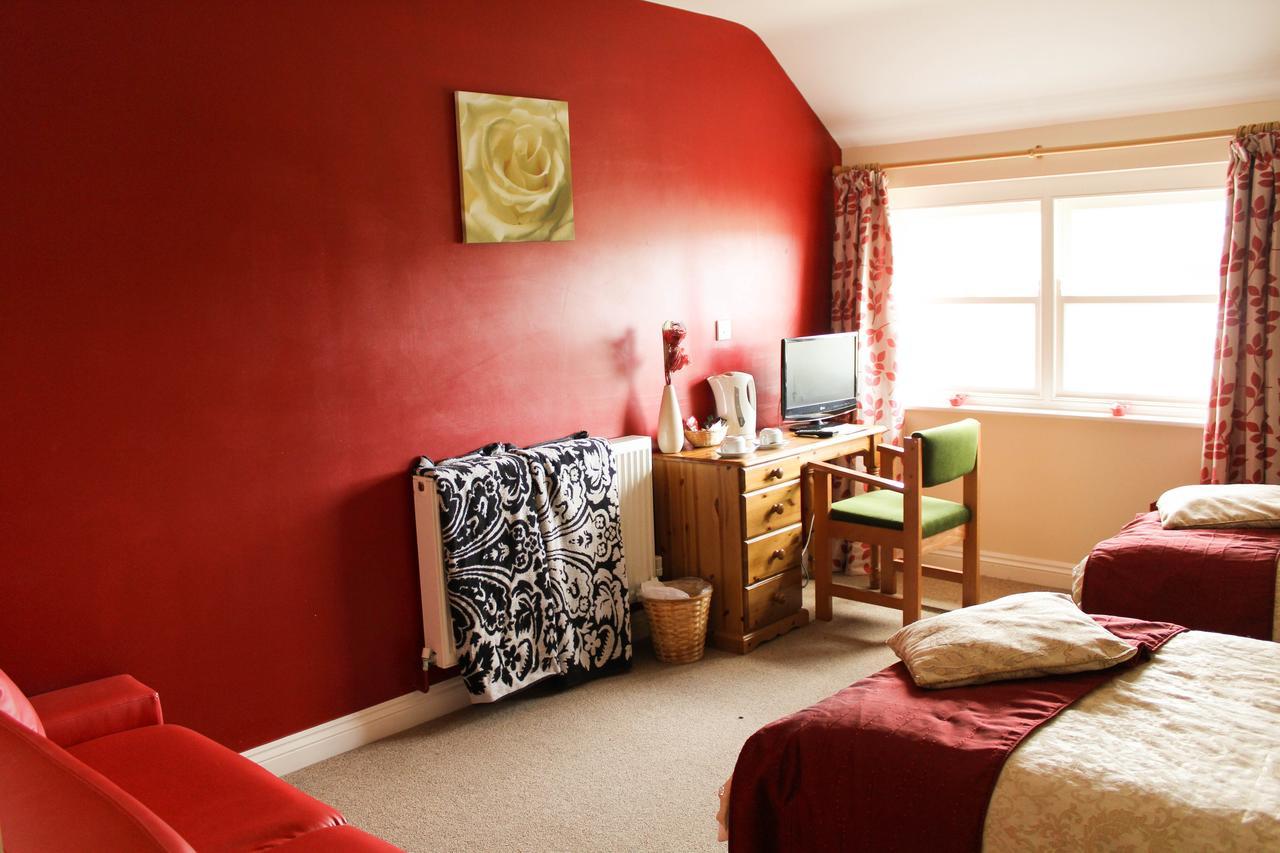 The Duke Of Edinburgh Inn Newgale 객실 사진